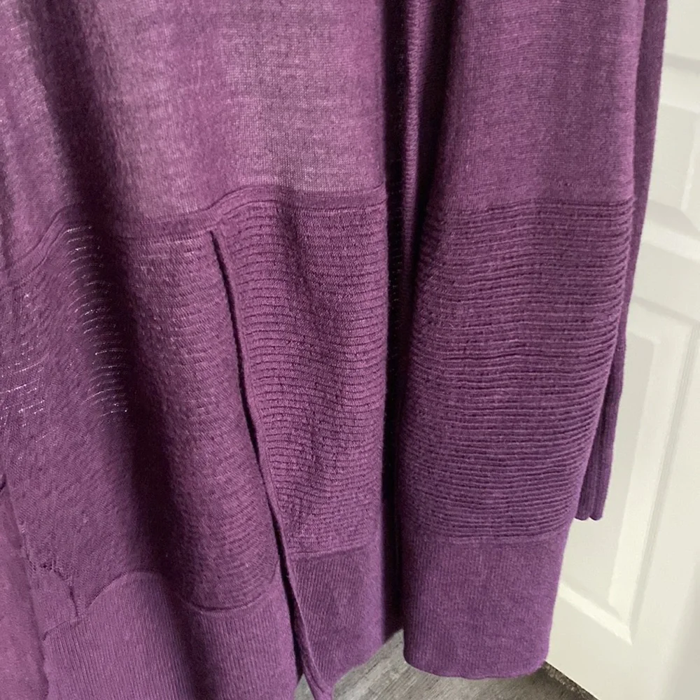 Lululemon Sit In Lotus Wrap II Size 2